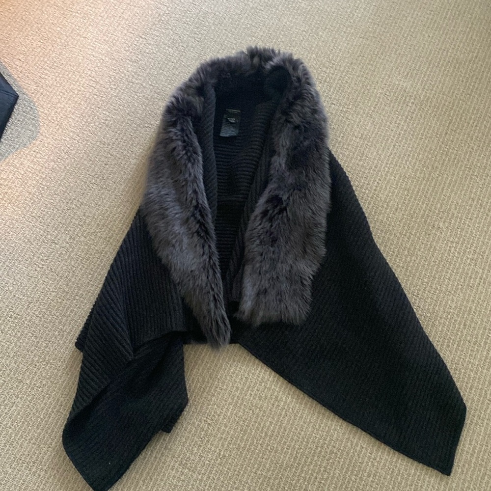 Club Monaco vest